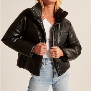 COPY - Abercrombie & Fitch Vegan Leather Puffer Mini Jacket XS